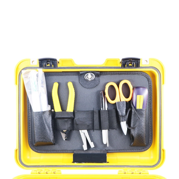Is a fiber optic splitter equivalent to a fiber optic switch